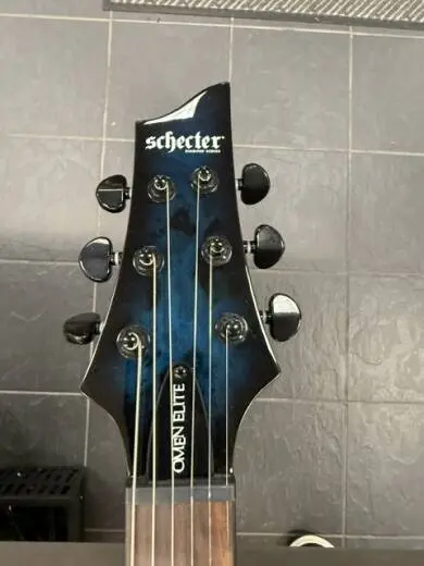 Schecter - Omen Elite-6 See-Thru Blue Burst 2
